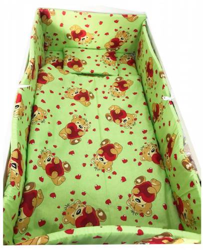 Lenjerie patut cu 5 piese Ursi indragostiti pe verde 120x60 cm